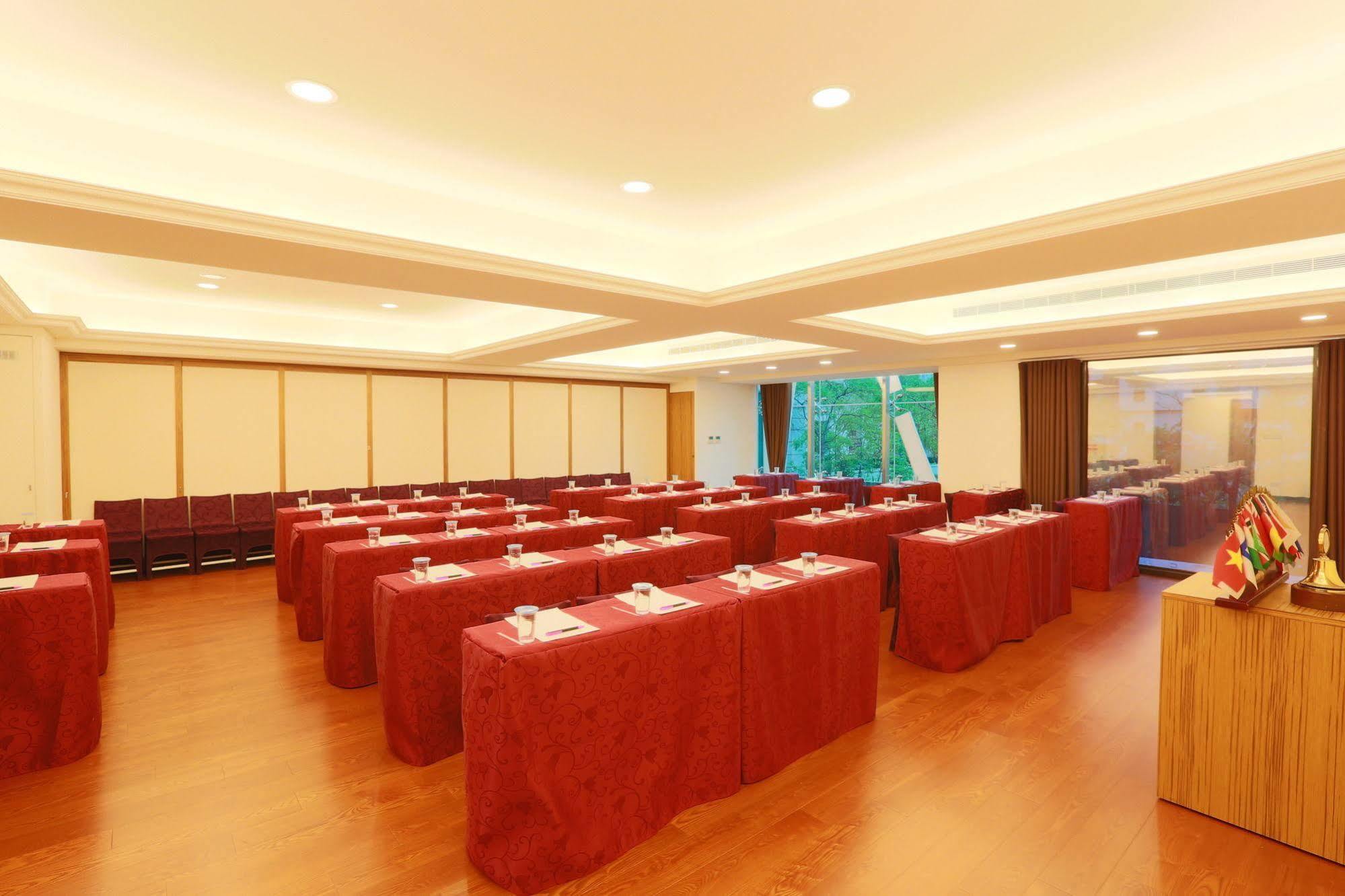 Happiness Inn Hotel Xinzhuang Exteriör bild