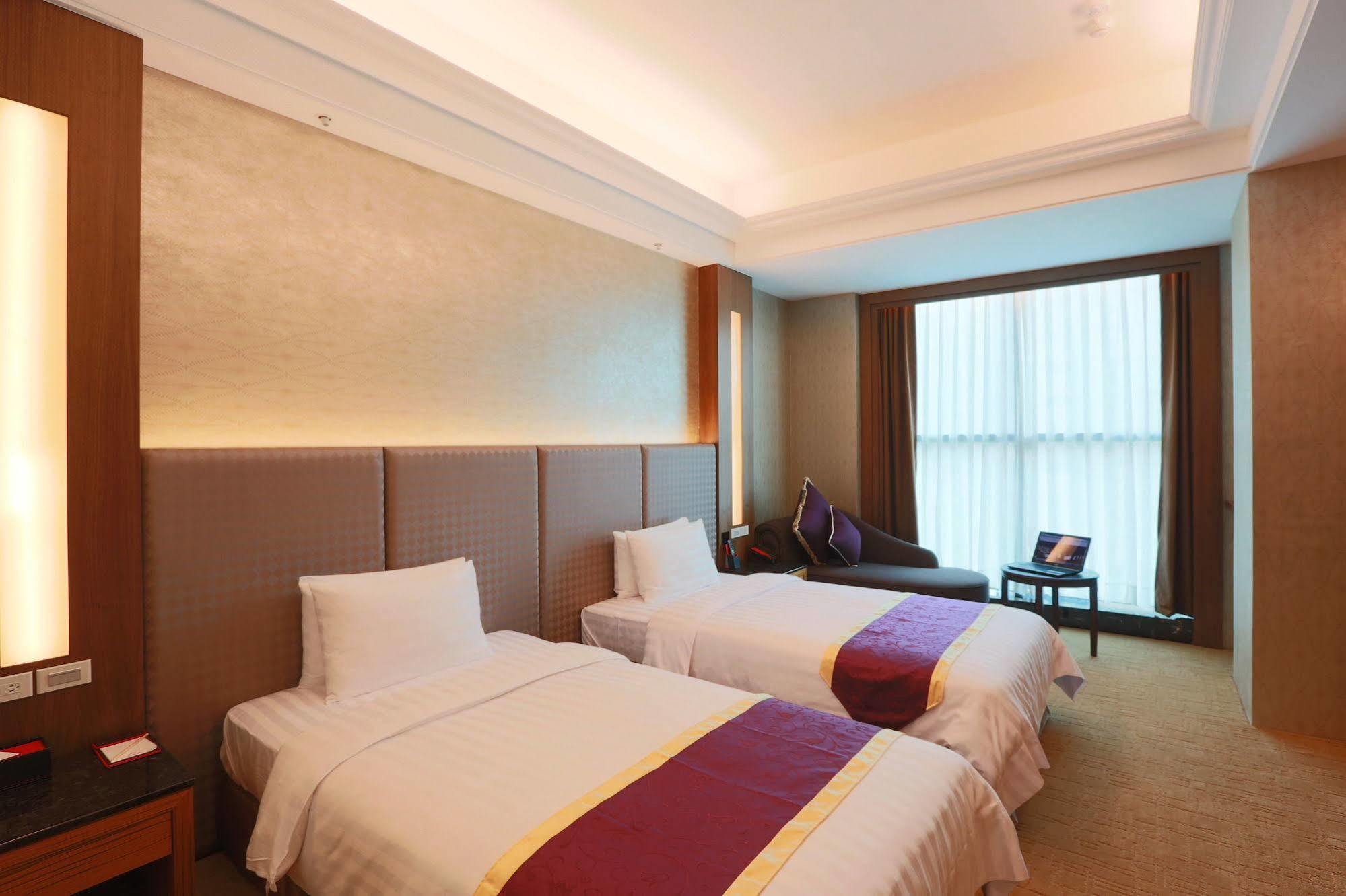 Happiness Inn Hotel Xinzhuang Exteriör bild